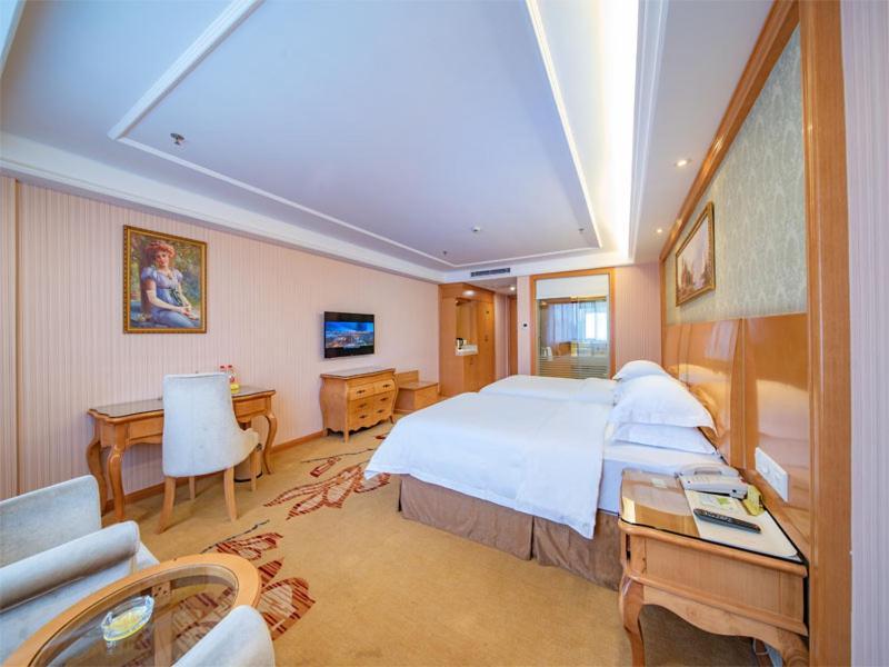 Vienna Hotel Guangzhou Baiyun Dongping Middle Road Esterno foto