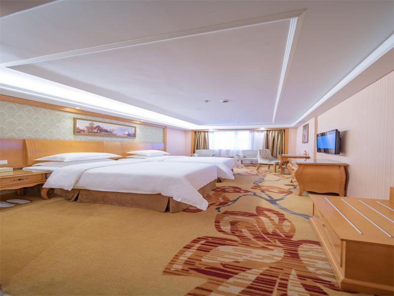 Vienna Hotel Guangzhou Baiyun Dongping Middle Road Esterno foto