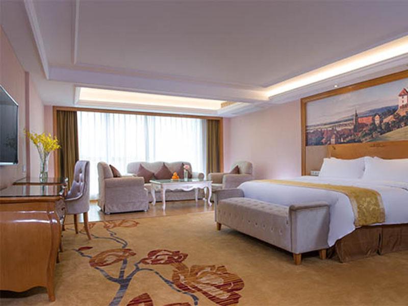 Vienna Hotel Guangzhou Baiyun Dongping Middle Road Esterno foto