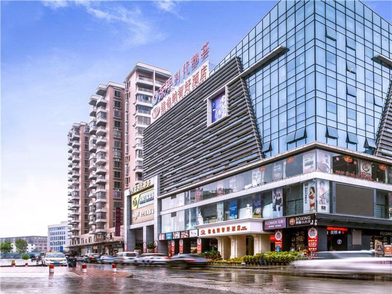 Vienna Hotel Guangzhou Baiyun Dongping Middle Road Esterno foto